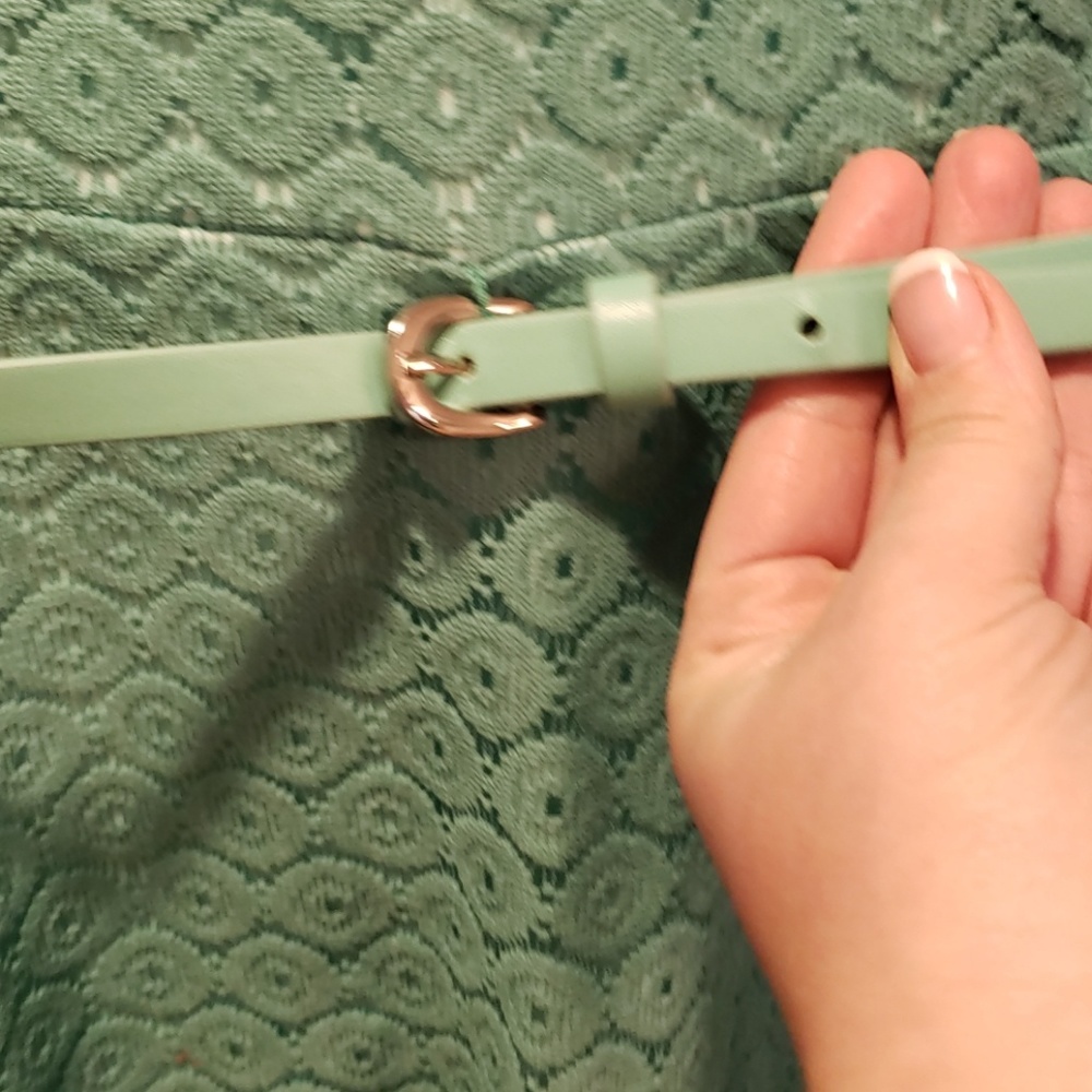 Dress - Picture 2 of 4